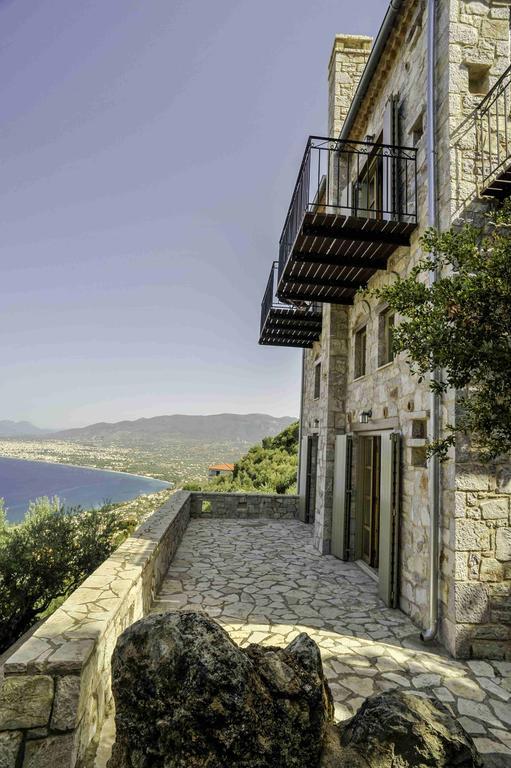 Diotima Homes Каламата Экстерьер фото