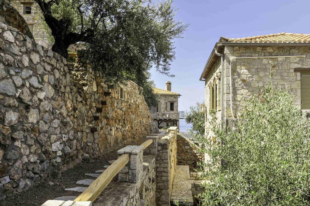 Diotima Homes Каламата Экстерьер фото