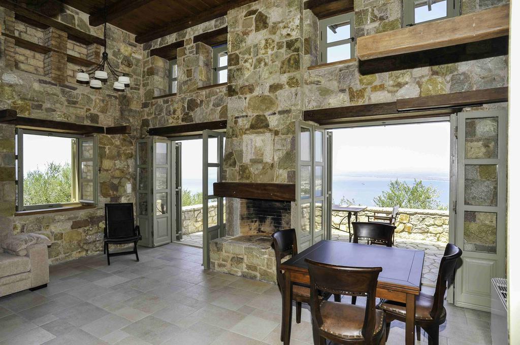 Diotima Homes Каламата Номер фото