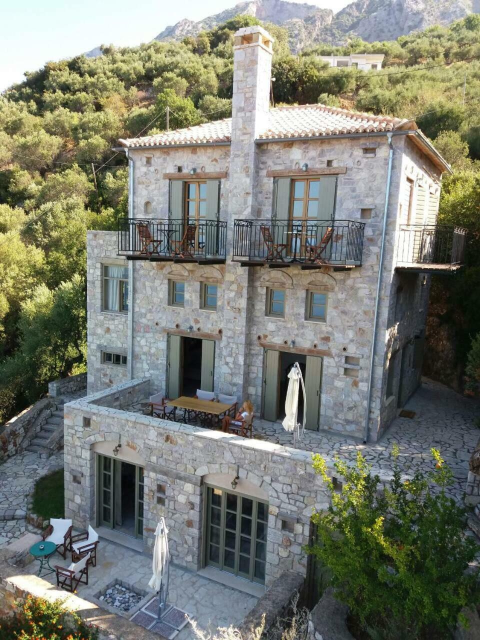 Diotima Homes Каламата Экстерьер фото